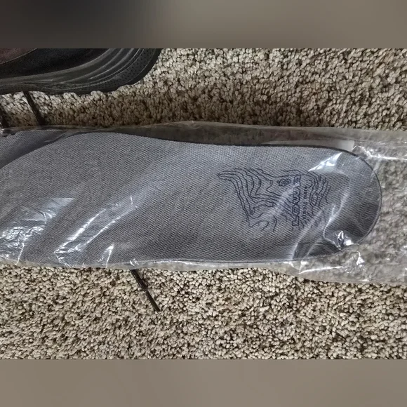 Lowa Men's Baffin Pro Brown Hiking Boots - Picture 7 of 11